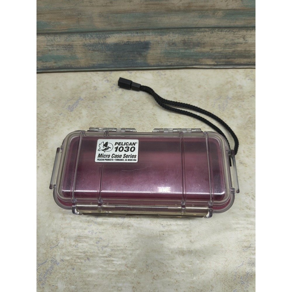 Pelican 1030 Micro Case Red